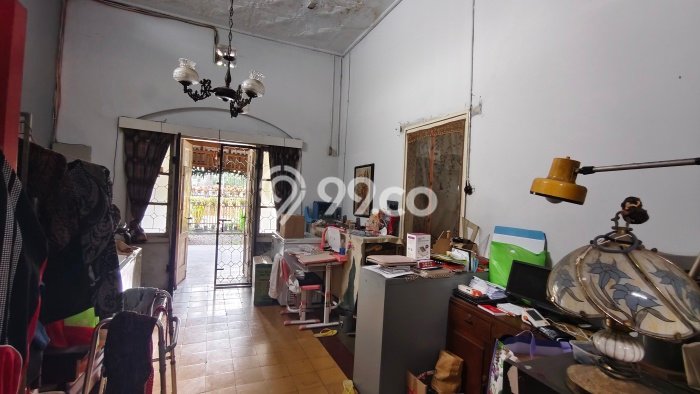 For Sale! Luxury House LT 458m2 Desain Modern di Bandung Kota For Sale! Luxury House LT 458m2 Desain Modern di Bandung Kota