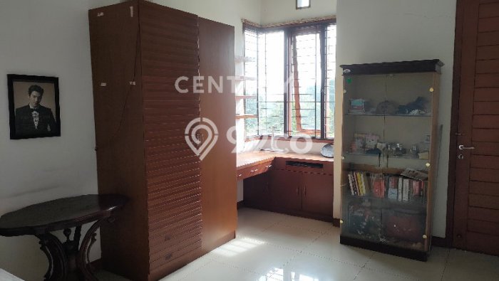 Rumah Elit LB 620m2 Siap Huni Desain Elegan di Bandung Kota, Bandung Rumah Elit LB 620m2 Siap Huni Desain Elegan di Bandung Kota, Bandung