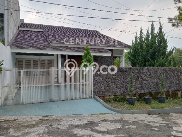 Rumah Mewah LB 225m2 Siap Huni Desain Elegan di Bandung Kota, Bandung Rumah Mewah LB 225m2 Siap Huni Desain Elegan di Bandung Kota, Bandung