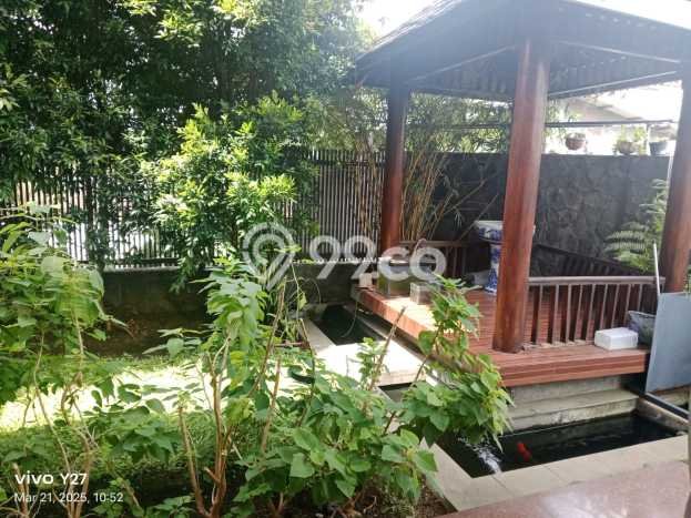 Rumah Luxury Modern Siap Huni di BKR Bandung Rumah Luxury Modern Siap Huni di BKR Bandung