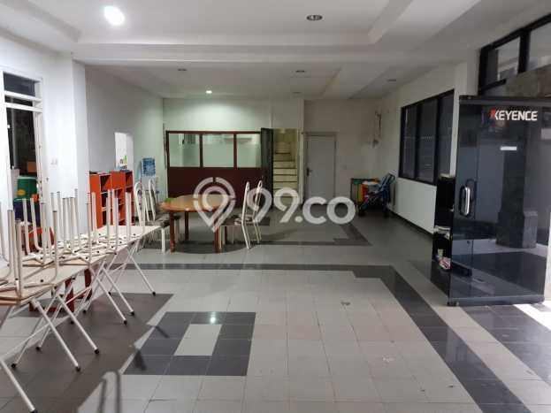 Area Ramai! Komersial Dijual di Batununggal untuk Bisnis Luas Bangunan 626m2 Area Ramai! Komersial Dijual di Batununggal untuk Bisnis Luas Bangunan 626m2
