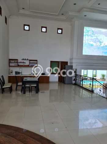 HUNIAN PILIHAN! Rumah area Mekar Wangi, LT 801m² LB 600m² HUNIAN PILIHAN! Rumah area Mekar Wangi, LT 801m² LB 600m²