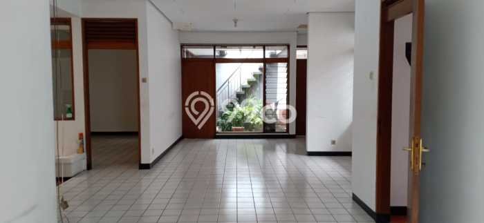 Rumah area Holis Cigondewah, Bandung, Luas 168m² LB 116m² Rumah area Holis Cigondewah, Bandung, Luas 168m² LB 116m²