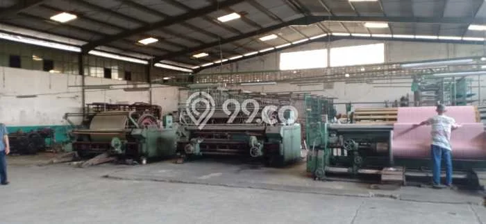 Gudang Bagus Dijual LB 4608m2 Lokasi Strategis Bandung Area Cocok untuk Bisnis Gudang Bagus Dijual LB 4608m2 Lokasi Strategis Bandung Area Cocok untuk Bisnis