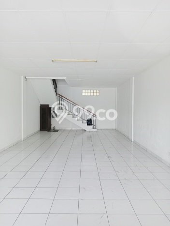 Unit Ruko Dijual di Bandung LT 100m2 & LB 216m2 Unit Ruko Dijual di Bandung LT 100m2 & LB 216m2