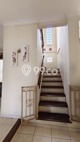 Jual Rumah Mewah Elegan Dengan View Cantik di Setiabudi, Bandung Jual Rumah Mewah Elegan Dengan View Cantik di Setiabudi, Bandung
