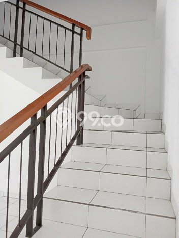 Unit Ruko Dijual di Bandung LT 100m2 & LB 216m2 Unit Ruko Dijual di Bandung LT 100m2 & LB 216m2