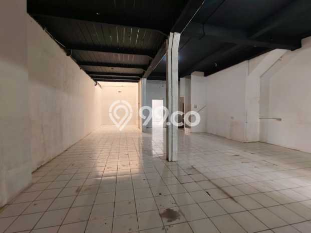 Ruko Disewakan Kawasan Taman Kopo Indah, Luas 120m², Kawasan Berkembang Ruko Disewakan Kawasan Taman Kopo Indah, Luas 120m², Kawasan Berkembang