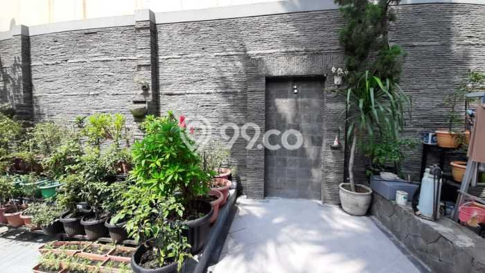 Ready to Use! Premium House LT 600m2 Desain Elegan di Kota Baru Parahyangan Ready to Use! Premium House LT 600m2 Desain Elegan di Kota Baru Parahyangan