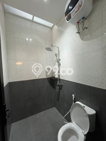 Rumah Modern 2 KT di Kota Baru Parahyangan Bandung Full Furnished Rumah Modern 2 KT di Kota Baru Parahyangan Bandung Full Furnished
