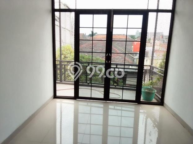 Rumah Modern 4 KT LT 156m2 di BKR Rumah Modern 4 KT LT 156m2 di BKR