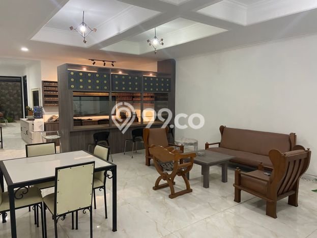 Ruko Dijual di Bandung LT 228m2 & LB 550m2 Lokasi Terbaik! Ruko Dijual di Bandung LT 228m2 & LB 550m2 Lokasi Terbaik!