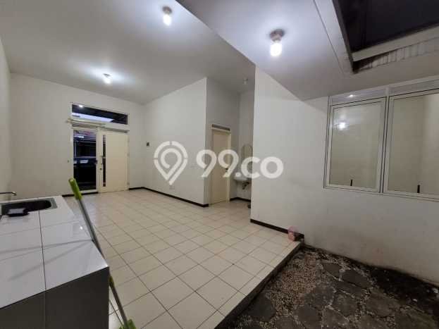 Disewakan! Rumah 2 Kamar Tidur &
1 Kamar Mandi di Kota Baru Parahyangan, Bandung Disewakan! Rumah 2 Kamar Tidur &
1 Kamar Mandi di Kota Baru Parahyangan, Bandung