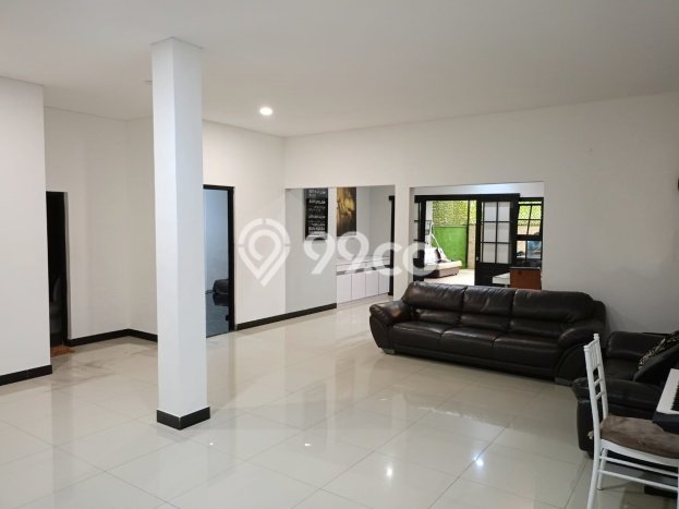 Ruko Bagus Dijual LB 200m2 Lokasi Strategis Bandung Area Cocok untuk Bisnis Ruko Bagus Dijual LB 200m2 Lokasi Strategis Bandung Area Cocok untuk Bisnis