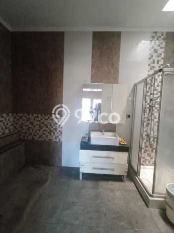 For Sale! Premium House LT 180m2 Desain Modern di Taman Kopo Indah For Sale! Premium House LT 180m2 Desain Modern di Taman Kopo Indah