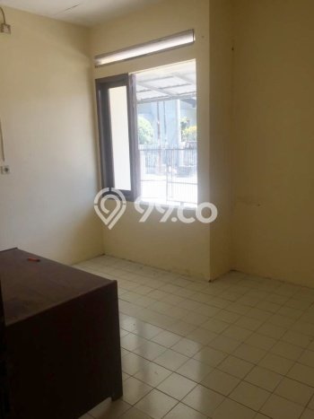SPECIAL OFFER! Rumah area Taman Kopo Indah, 2 KM, Area Asri, Luas 200m² LB 135m² SPECIAL OFFER! Rumah area Taman Kopo Indah, 2 KM, Area Asri, Luas 200m² LB 135m²