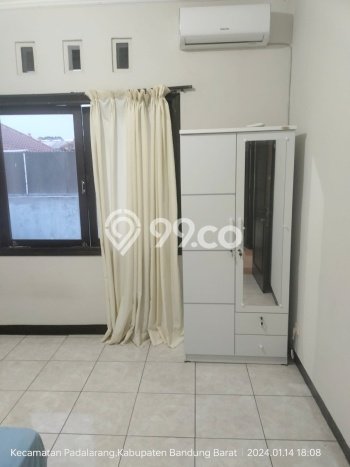 Jarang Ada! Rumah Sewa 3 Kamar Nyaman Siap Huni Kota Baru Parahyangan Jarang Ada! Rumah Sewa 3 Kamar Nyaman Siap Huni Kota Baru Parahyangan