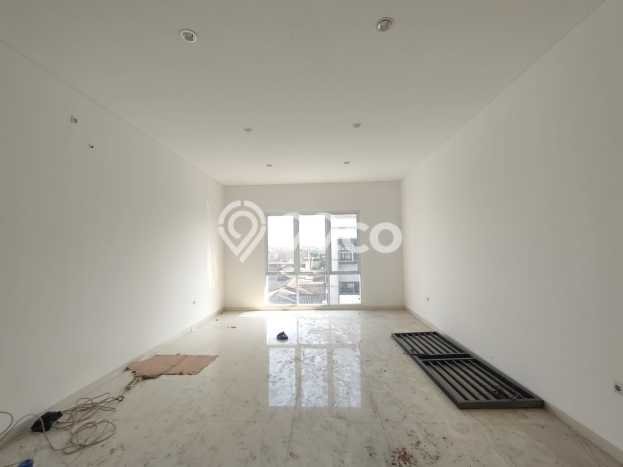 Ruko Area Premium di Taman Kopo Indah, Luas 225m², Disewakan, Pusat Bisnis Ruko Area Premium di Taman Kopo Indah, Luas 225m², Disewakan, Pusat Bisnis