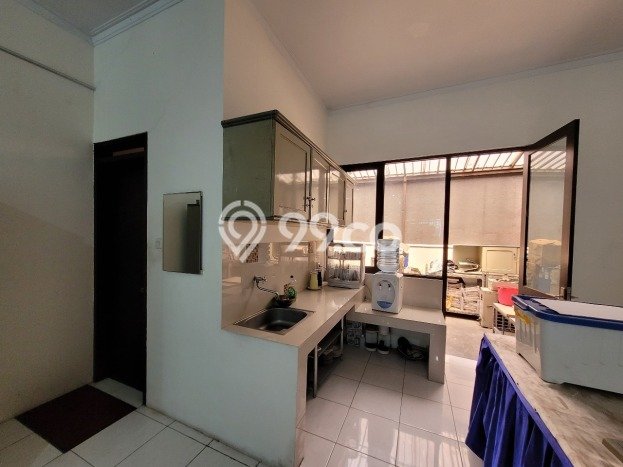 Dijual! Ruko di Caringin Bandung LT 121m2 / LB 165m2 Kawasan Bisnis Dijual! Ruko di Caringin Bandung LT 121m2 / LB 165m2 Kawasan Bisnis