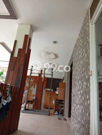 Rumah Elit Modern Tanpa Renovasi di Kota Baru Parahyangan Bandung Rumah Elit Modern Tanpa Renovasi di Kota Baru Parahyangan Bandung