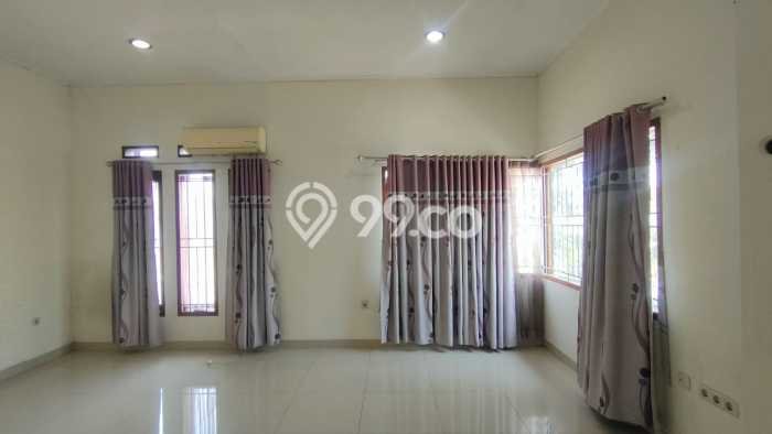 Ready to Use! Premium House LT 202m2 Desain Modern di Singgasana Ready to Use! Premium House LT 202m2 Desain Modern di Singgasana