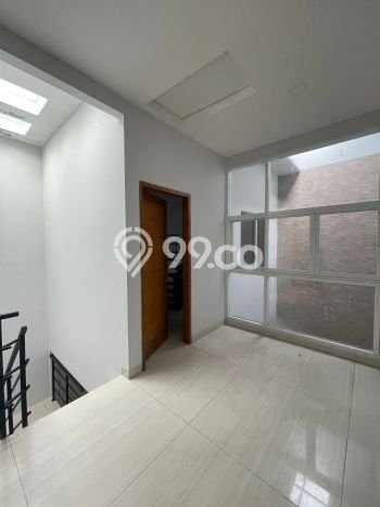 Rumah Elit Modern Siap Huni di Sunter Jakarta Utara Rumah Elit Modern Siap Huni di Sunter Jakarta Utara