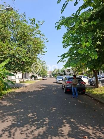 Rumah Minimalis 2 KT di Suvarna Sutera Tangerang Semi Furnished Rumah Minimalis 2 KT di Suvarna Sutera Tangerang Semi Furnished
