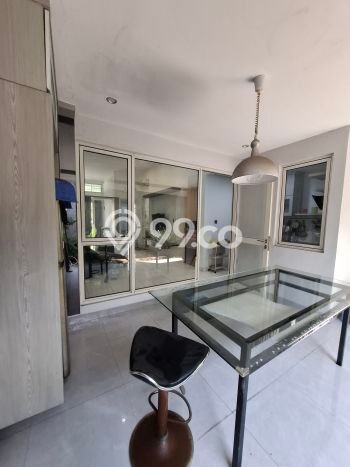 Rumah Minimalis 2 KT di Suvarna Sutera Tangerang Semi Furnished Rumah Minimalis 2 KT di Suvarna Sutera Tangerang Semi Furnished