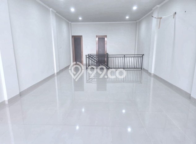 Jual Ruko Premium Kawasan Jatinegara, Luas 900m2m², Mainroad, Kawasan Komersial Jual Ruko Premium Kawasan Jatinegara, Luas 900m2m², Mainroad, Kawasan Komersial