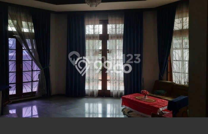 Dijual Rumah Premium dengan Fasilitas Sekitar Lengkap di Pasar Minggu, Jakarta Selatan Dijual Rumah Premium dengan Fasilitas Sekitar Lengkap di Pasar Minggu, Jakarta Selatan