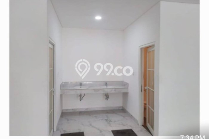 Kantor Strategis di , Luas 1200m2m², Kawasan Komersial, Lokasi Ramai Kantor Strategis di , Luas 1200m2m², Kawasan Komersial, Lokasi Ramai