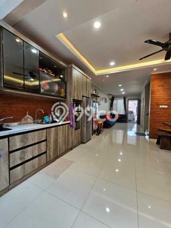 Dijual Hunian Rumah Terawat 4 Kamar di Gading Serpong, Tangerang Dijual Hunian Rumah Terawat 4 Kamar di Gading Serpong, Tangerang