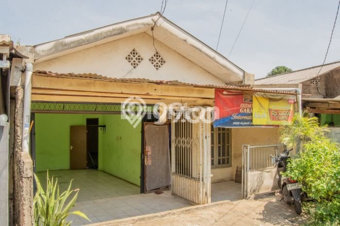 For Sale Rumah 2 Kamar Lokasi Strategis Nyaman dan Strategis di Cibinong For Sale Rumah 2 Kamar Lokasi Strategis Nyaman dan Strategis di Cibinong