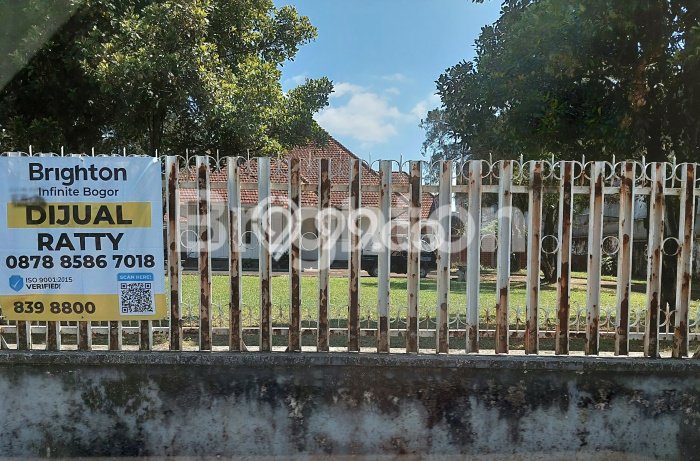 Rumah Elit LB 1000m2 Siap Huni Desain Elegan di Kebon Kelapa, Bogor Rumah Elit LB 1000m2 Siap Huni Desain Elegan di Kebon Kelapa, Bogor
