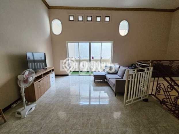 Rumah Luxury Modern Siap Huni di Surabaya Kota Surabaya Rumah Luxury Modern Siap Huni di Surabaya Kota Surabaya