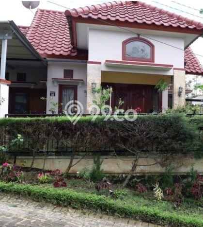 DIJUAL! Vila Kawasan Batu, Luas 184m2m², Akses Mudah Fasilitas Umum DIJUAL! Vila Kawasan Batu, Luas 184m2m², Akses Mudah Fasilitas Umum