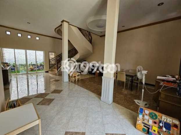 Rumah Luxury Modern Siap Huni di Surabaya Kota Surabaya Rumah Luxury Modern Siap Huni di Surabaya Kota Surabaya