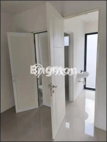 Rumah di , Akses ke Stasiun, 3 KT, LT 72m2m² Bangunan 72m2m² Rumah di , Akses ke Stasiun, 3 KT, LT 72m2m² Bangunan 72m2m²