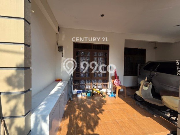 Hunian Nyaman Asri 2 KT Siap Huni di Bintaro Tangerang Selatan Hunian Nyaman Asri 2 KT Siap Huni di Bintaro Tangerang Selatan