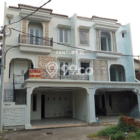 Dijual Rumah Premium dengan Fasilitas Sekitar Komplit di Jagakarsa, Jakarta Selatan Dijual Rumah Premium dengan Fasilitas Sekitar Komplit di Jagakarsa, Jakarta Selatan