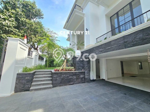 Rumah Elit Modern Tanpa Renovasi di Kemang Jakarta Selatan Rumah Elit Modern Tanpa Renovasi di Kemang Jakarta Selatan