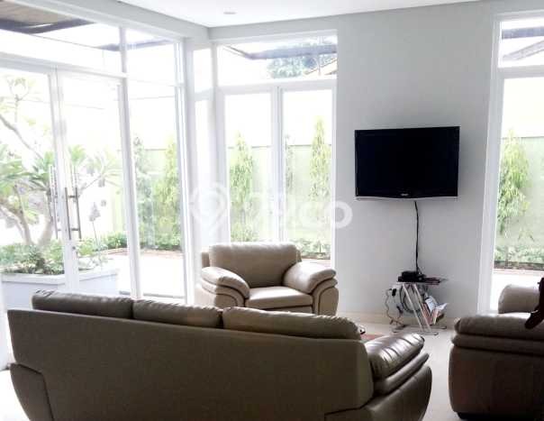SPECIAL PROPERTY! Rumah di Sektor 9-Bintaro, Luas 580m² LB 1000m² SPECIAL PROPERTY! Rumah di Sektor 9-Bintaro, Luas 580m² LB 1000m²