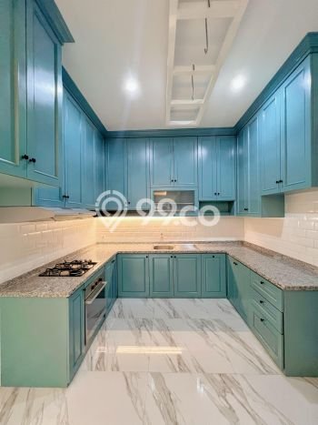 Rumah di Sektor 9-Bintaro, Tangerang Selatan, Luas 196m² LB 200m² Rumah di Sektor 9-Bintaro, Tangerang Selatan, Luas 196m² LB 200m²