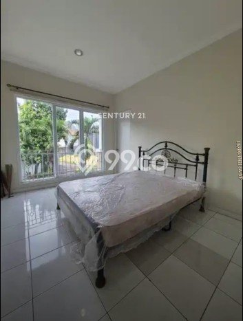 Jarang Ada! Rumah Kontrakan 5 Kamar Bagus Siap Huni Bintaro Jarang Ada! Rumah Kontrakan 5 Kamar Bagus Siap Huni Bintaro