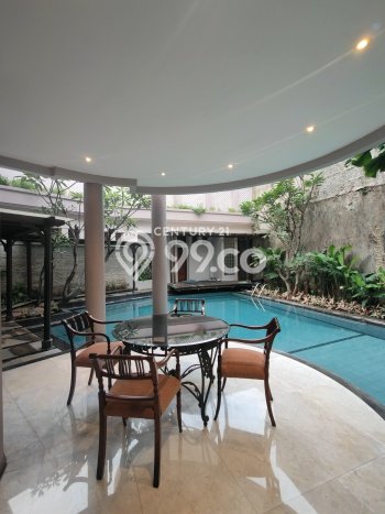 Rumah Elit LB 700m2 Siap Pakai Desain Elegan di Pondok Indah, Jakarta Selatan Rumah Elit LB 700m2 Siap Pakai Desain Elegan di Pondok Indah, Jakarta Selatan