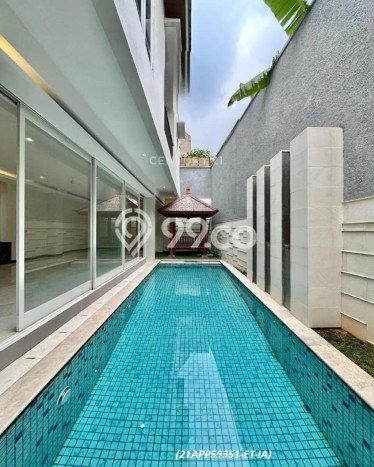 Hunian Mewah LB 500m2 Siap Pakai Desain Elegan di Pondok Indah, Jakarta Selatan Hunian Mewah LB 500m2 Siap Pakai Desain Elegan di Pondok Indah, Jakarta Selatan