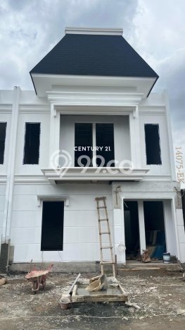 Rumah Luas Asri 3 KT Siap Pakai di Bintaro Jakarta Selatan Rumah Luas Asri 3 KT Siap Pakai di Bintaro Jakarta Selatan