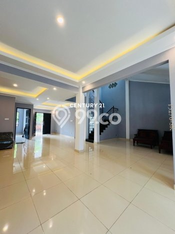 Dijual Hunian Rumah Terawat 4 Kamar di BSD City, Tangerang Dijual Hunian Rumah Terawat 4 Kamar di BSD City, Tangerang