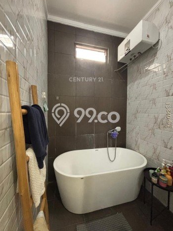 Rumah di Sektor 9-Bintaro, Akses ke Fasilitas, 3 KT, LT 120m² LB 170m² Rumah di Sektor 9-Bintaro, Akses ke Fasilitas, 3 KT, LT 120m² LB 170m²