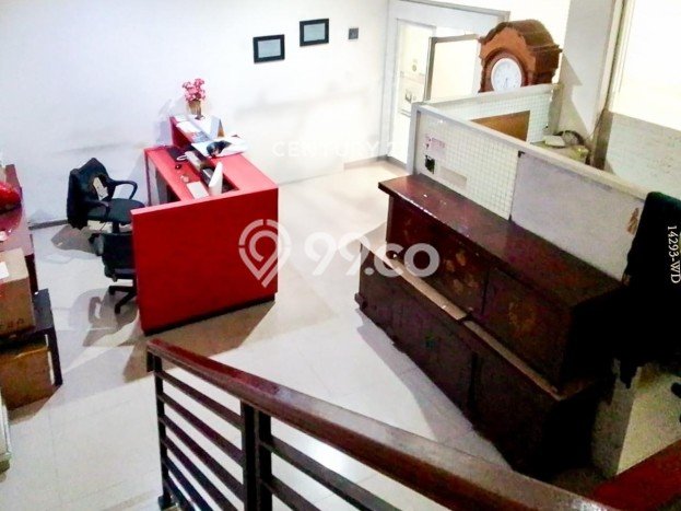 KAWASAN BISNIS! Ruko Kawasan , Luas 186m2m², Akses Raya KAWASAN BISNIS! Ruko Kawasan , Luas 186m2m², Akses Raya